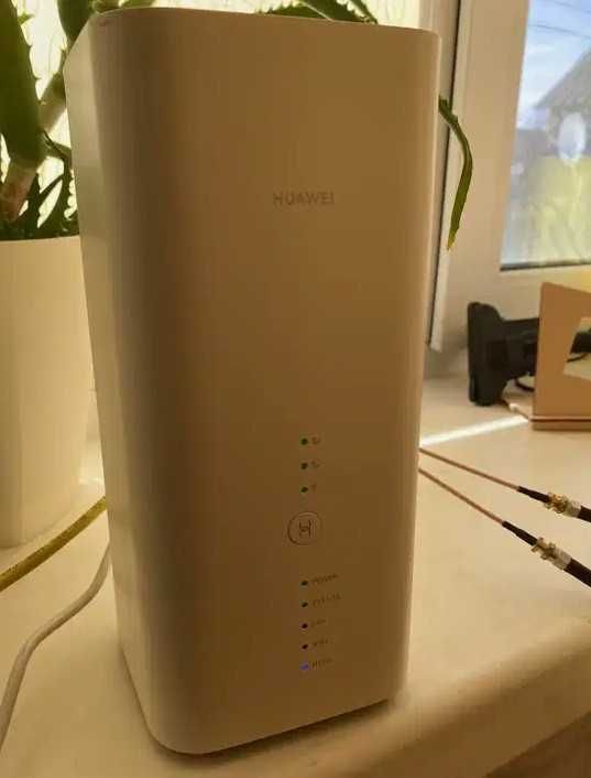 Huawei B818, LTE 4G CAT19, роутер с wifi 2,4/5GHz и до 1600Mbps в сети