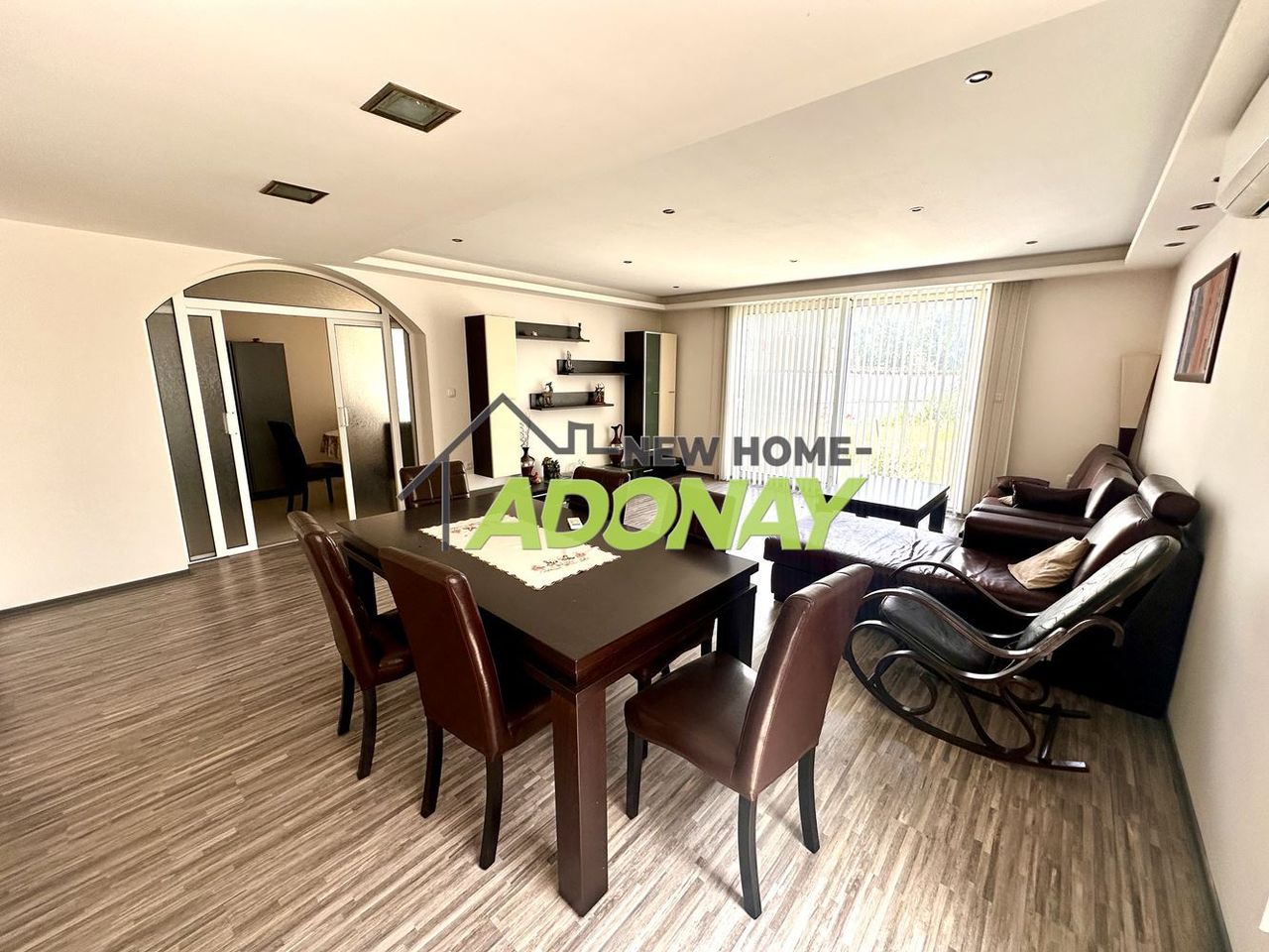 Продава се Къща в Стамболийски - 407 кв.м за 627 €/кв.м - Снимка #2
