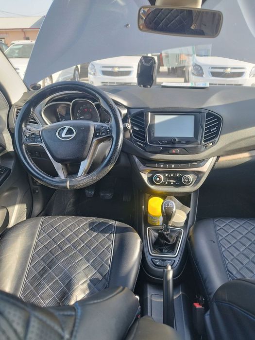 Lada Vesta 2017-yil