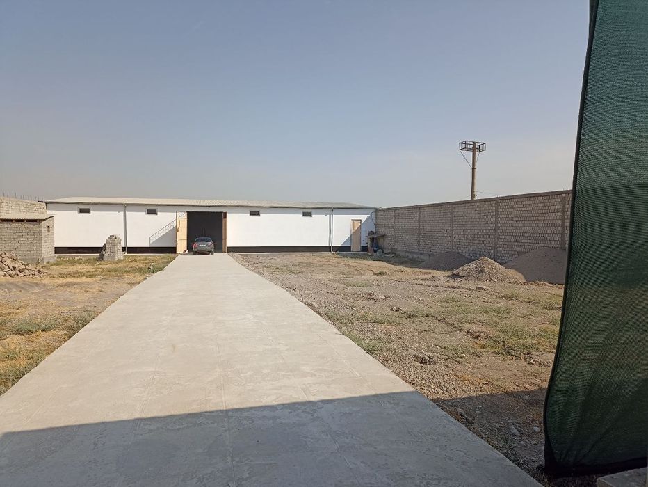 300 kv.m ishlab chiqarish binosi ijaraga beriladi