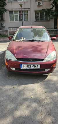 Ford Focus Ghia 2001