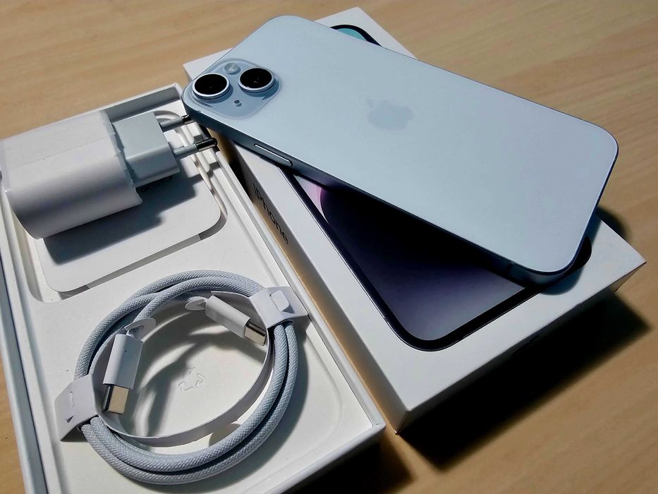 iPHONE 15 Plus ! 5G EXCELENT !! aspect de Nou ! pachet compl.+bonus