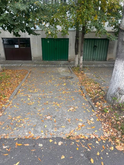 Închiriez garaj Drumul Taberei - zona Valea Argeșului