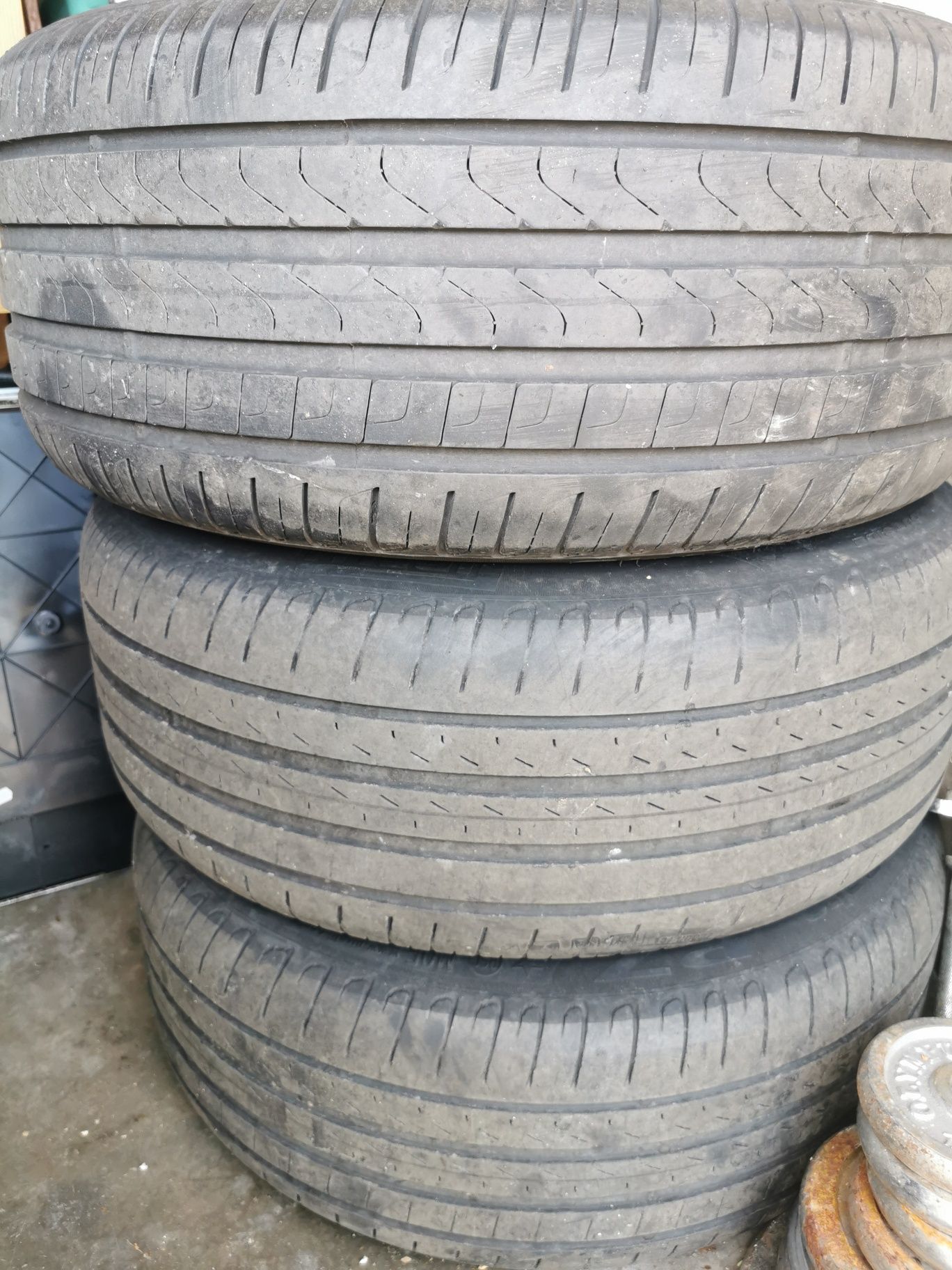 Vand anvelopa cu janta Mercedes 2 dimensiuni 245/45/18 si 275/40/18