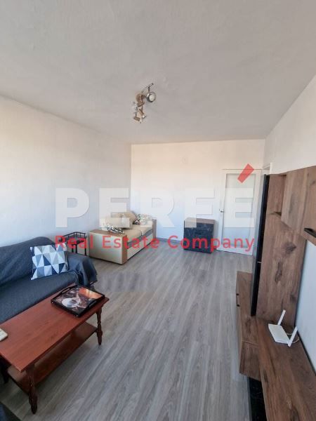 Дава се под наем Тристаен апартамент в Бургас, Център - 74 кв.м за 331.5 € - Снимка #2