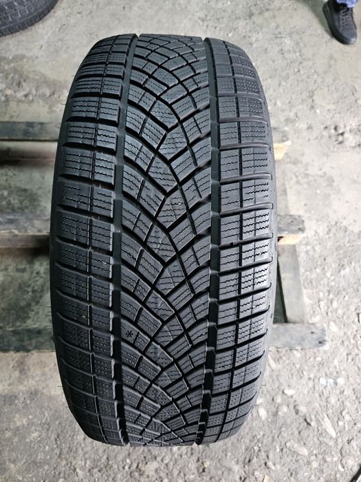 1 anvelopa iarna 255 50 20 Goodyear 2024  7mm