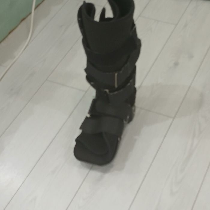 Ортодичен ботуш шина за глезен