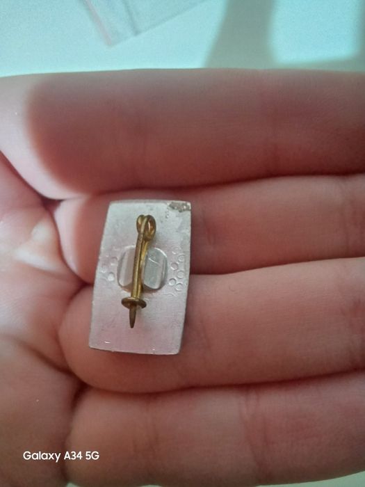 Значки по 5лв за брой