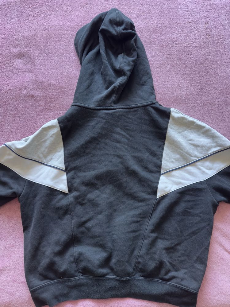 Оригинален суичър Nike