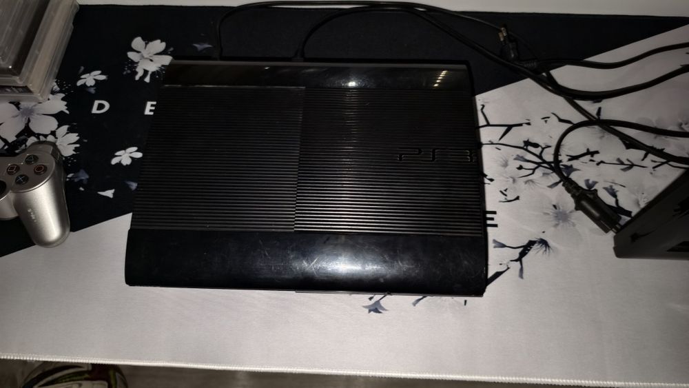 Пс 3 супер Слим  в хорошем состоянии