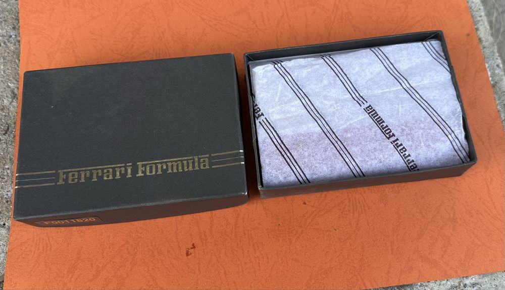 Agenda Noua autentica Ferrari de colectie anii 2000