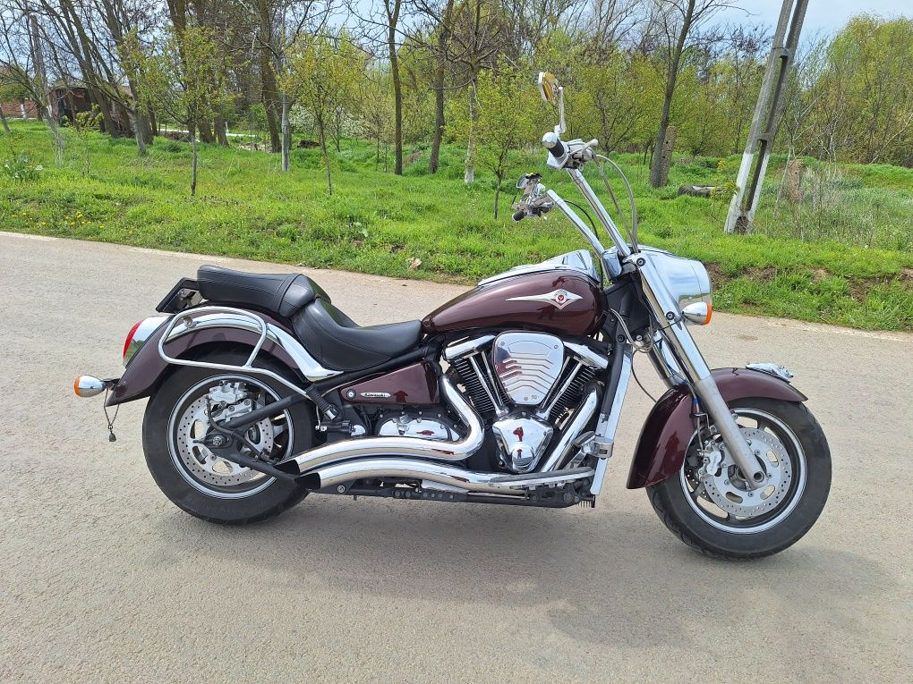 Vând Kawasaki Vn 2000