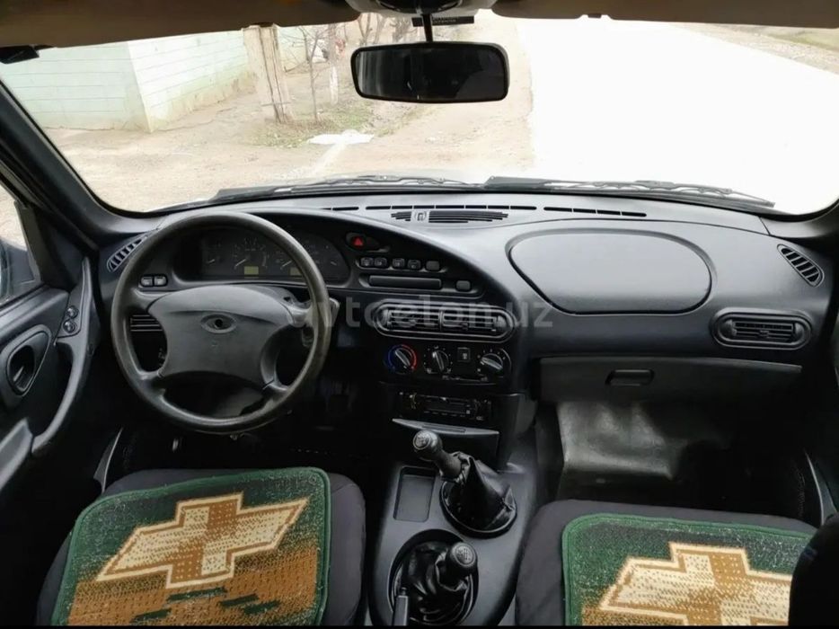 Niva chevrolet sotiladi