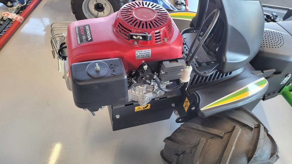 Motocositoare Eurosistem P130 Multifunctional motor Honda  + tocator