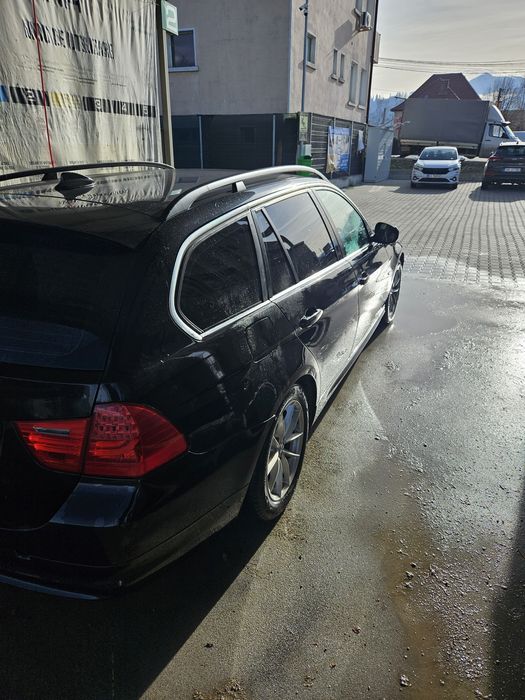 Vând BMW e91 din 2010