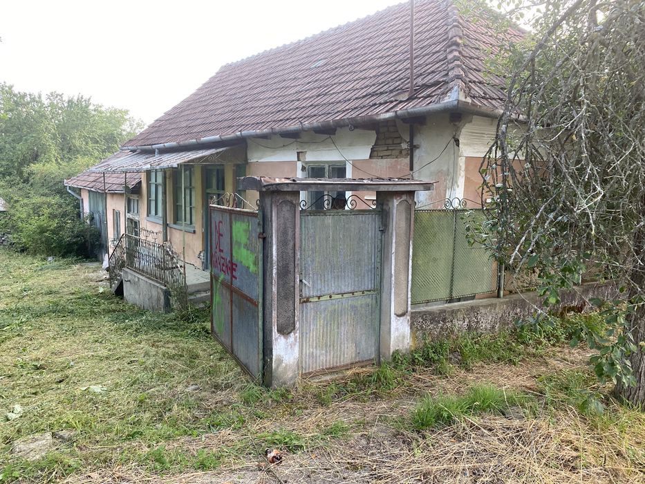 casa cu teren 20 ari
