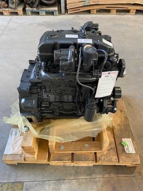 Motor complert FPT F4HFE413P - Piese camioane