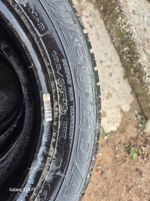 Зимни гуми   185/65/15  перфектни