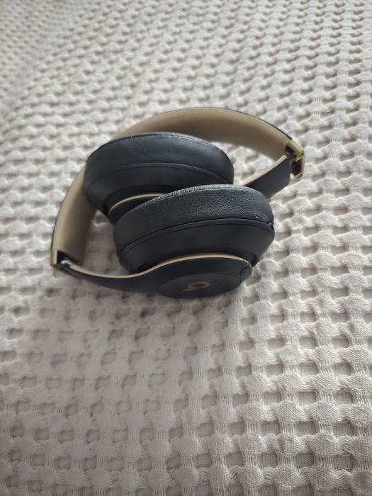 Beats Studio 3, за ремонт