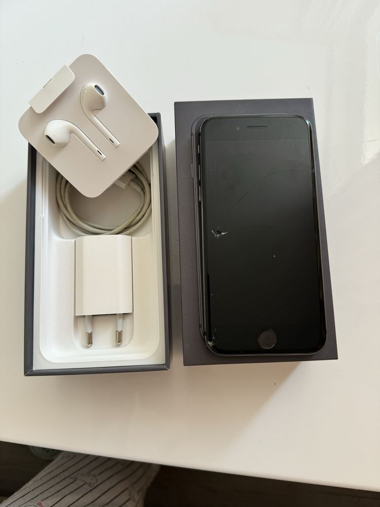 Iphone 8 black 64 gb