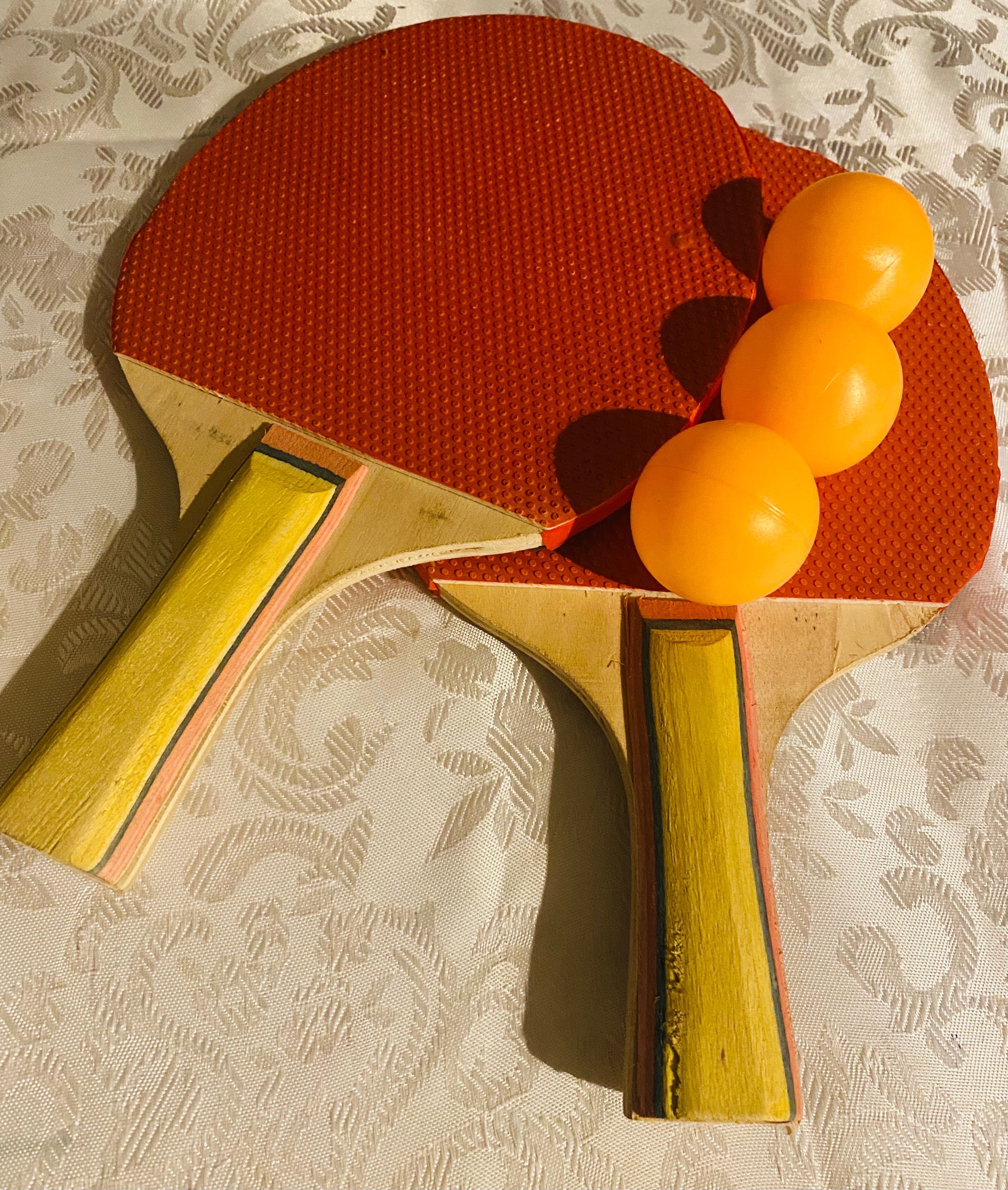 Ping Pong/Darts cu mingi tip scai/Cărți