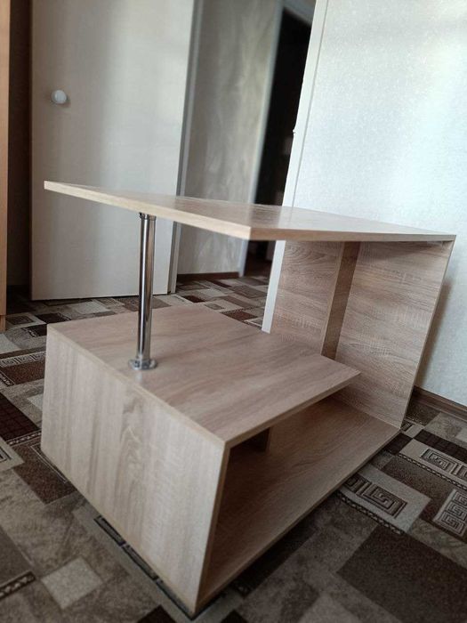 Продам стол в отличном состоянии