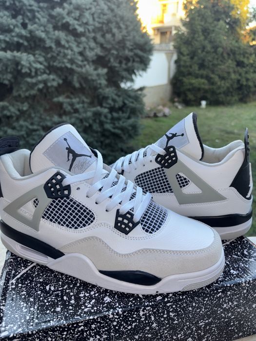 Jordan 4 Military Black