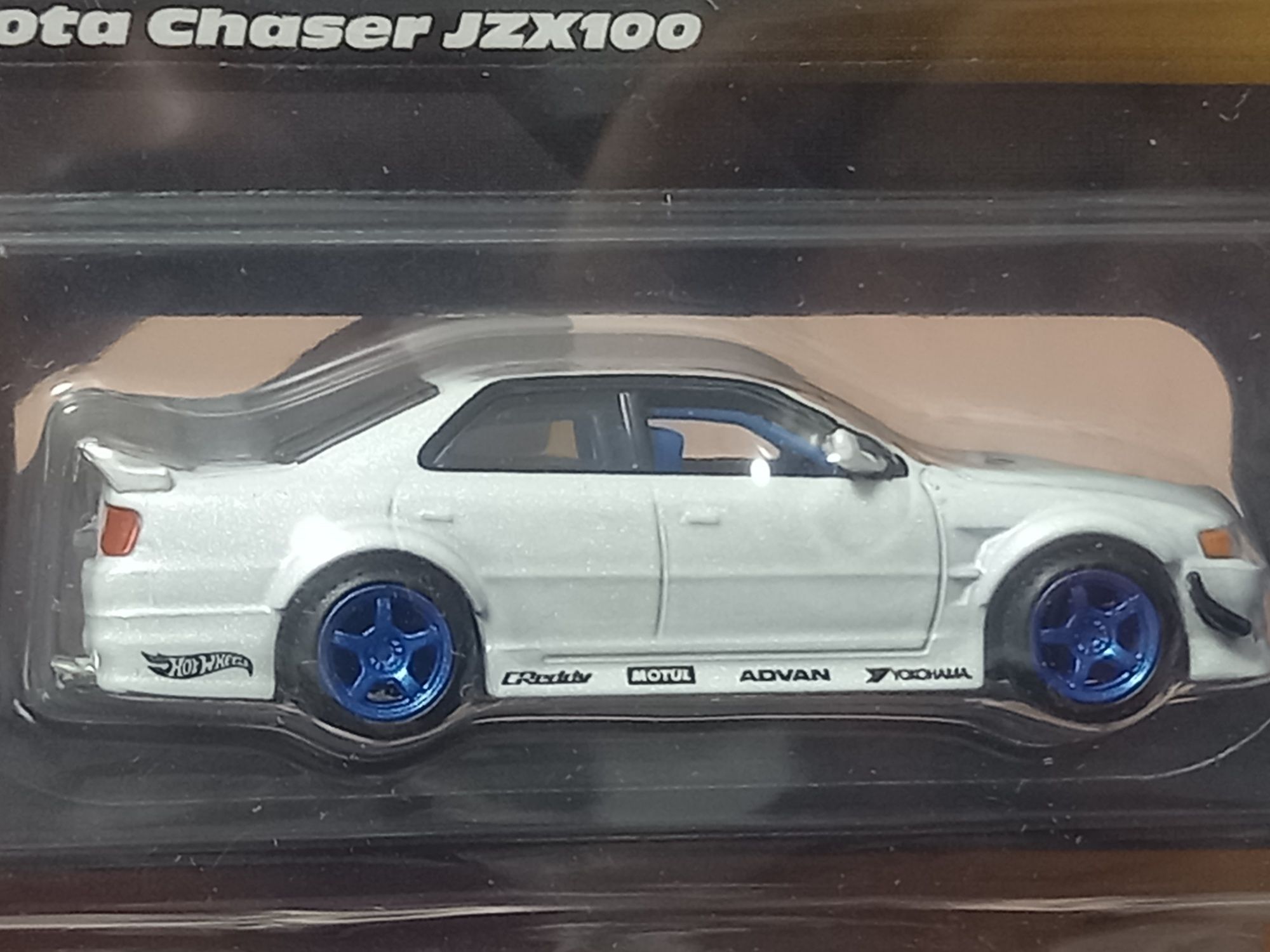 Toyota Chaser - Hot Wheels Elite 64