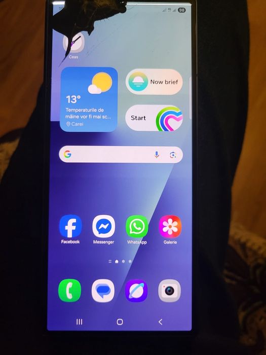 Samsung Z Fold7 ecran fata crapat.!