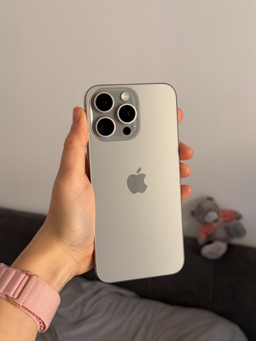 Iphone 15 pro max 256, 2 Sim карты,  заряд 88%