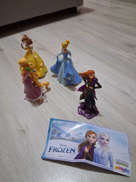 Figurine Bell/ Cenusareasa/Rapunzel/ Frozen
