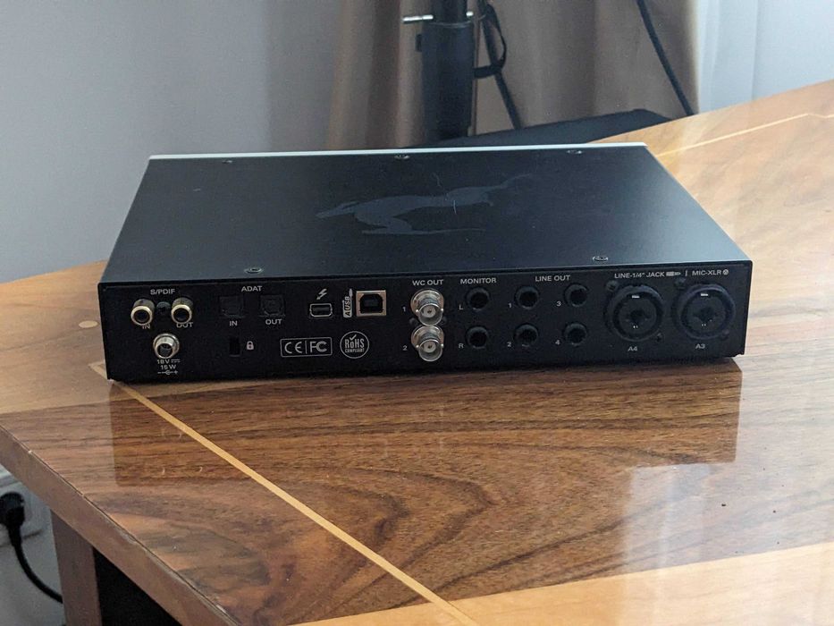 Interfata / placa USB + Thunderbolt Antelope Audio Discrete 4 Premium