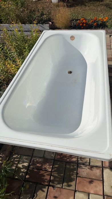 Ванна стальная .