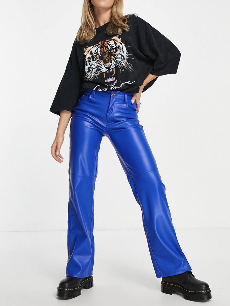 Сини кожени панталони Bershka – размер XS / 34
