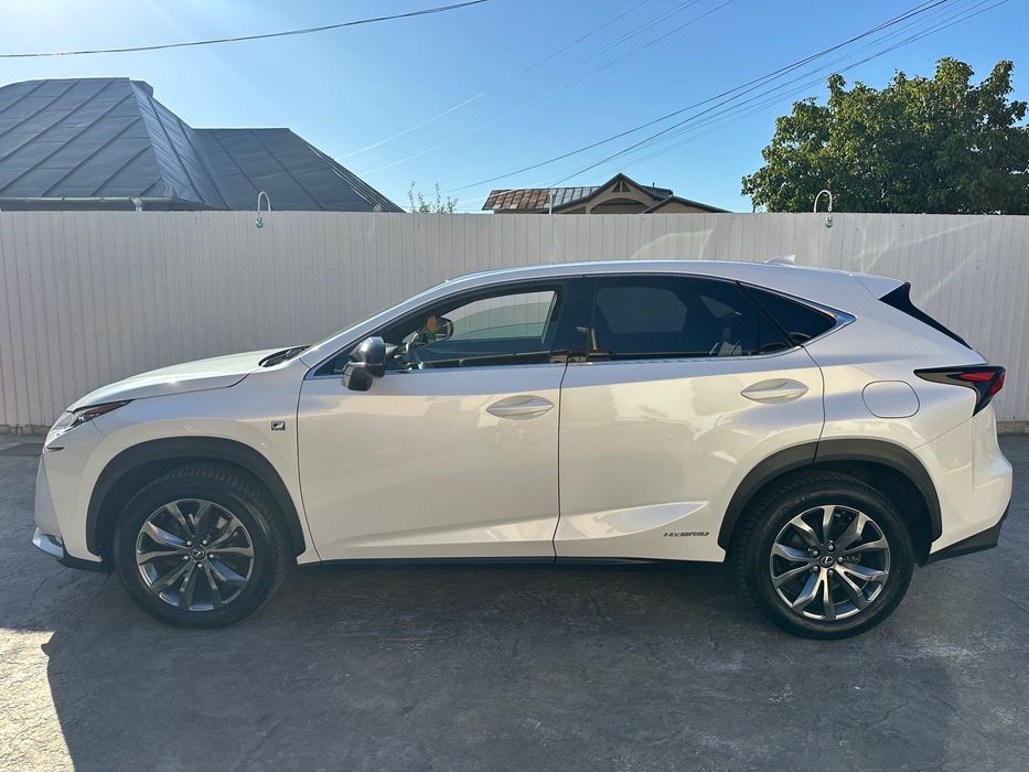 Lexus Seria NX Lexus NX300h F Sport