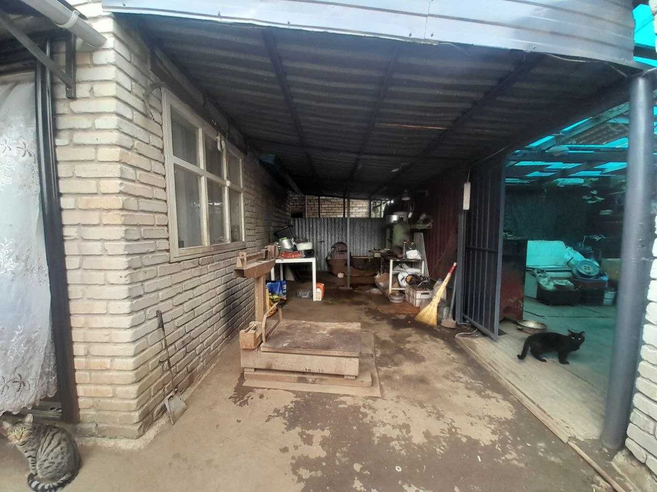 Продается 4 комнатный дом в р-не Военный городок