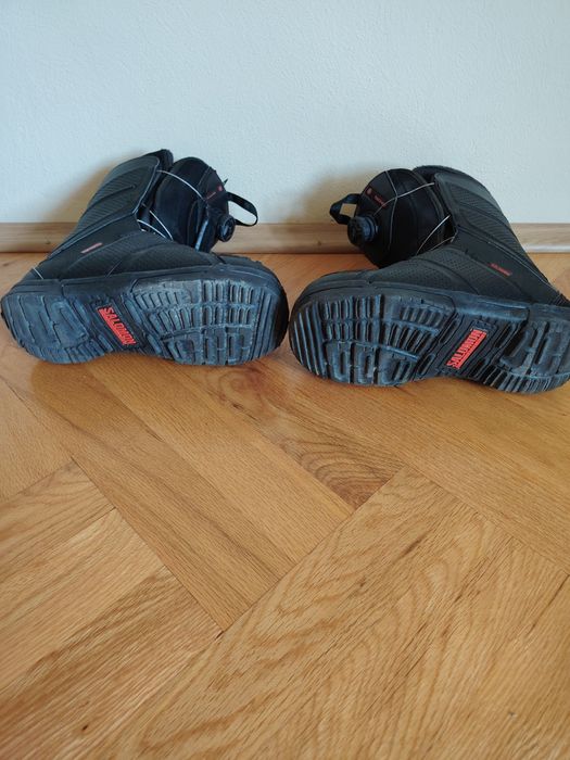 Vând boots snowboard