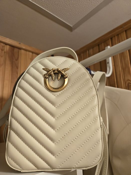 Раница Pinko  естествена кожа