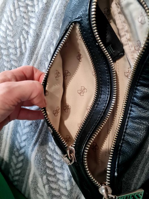 Чанта GUESS, оригинална