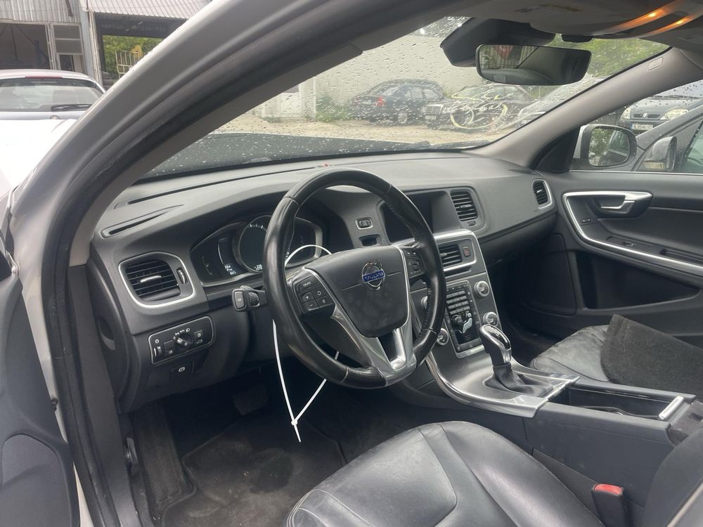 Volvo S60 T5 2016г.
