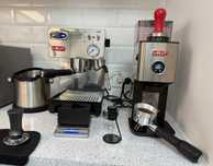 Pachet Barista: Espressor Lelit PL41TEM; Rasnita Lelit PL72; Accesorii