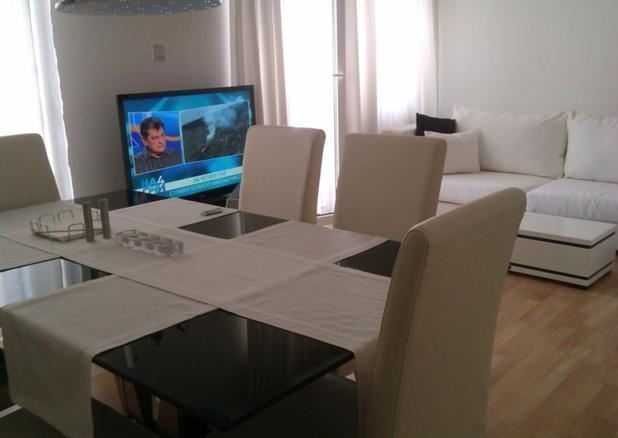 Продава се Двустаен апартамент в София, Младост 3 - 65 кв.м за 2293 €/кв.м - Снимка #1