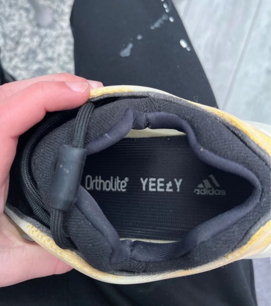 Yeezy 700 v3 sunflower