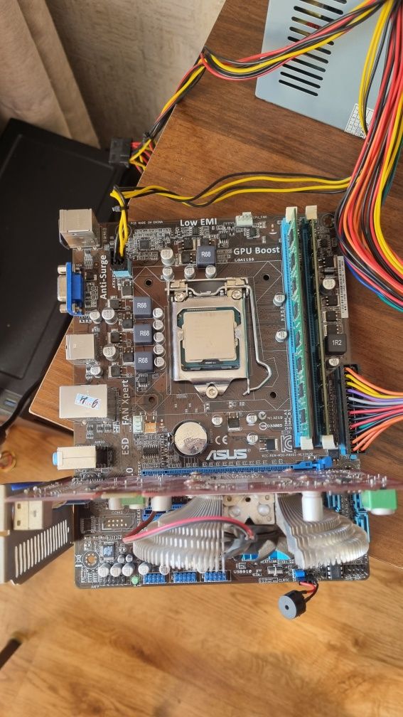 Материнские платы H61/B75/H81/H110/Viotech 3200