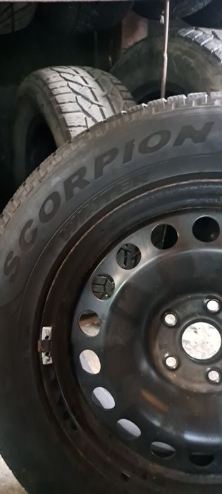 Jante r 17 cu cauciucuri  m+s. 215 65 r 17