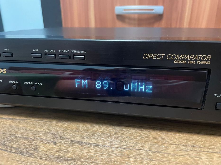 Sony ST-S390 Stereo Tuner FM/AM