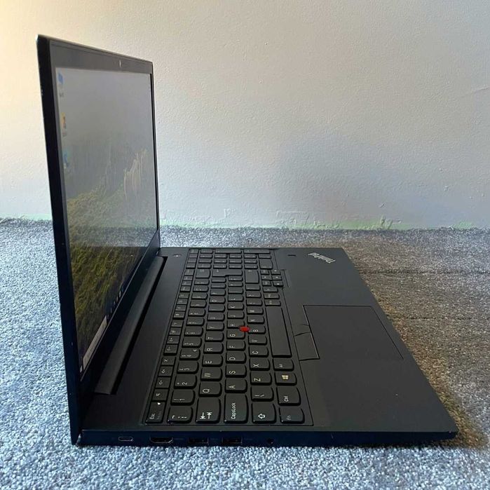 Intel i5-8250u, 16GB RAM, 15.6''FHD Lenovo ThinkPad E580, 256GB NVMe