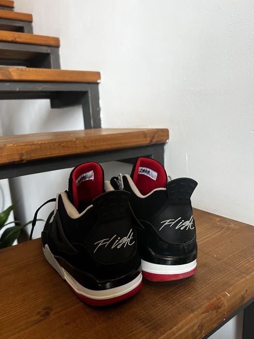 Jordan 4 fight red/black