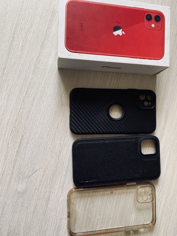 Iphone 11 64gb ,74% не менялся красный с коробкой