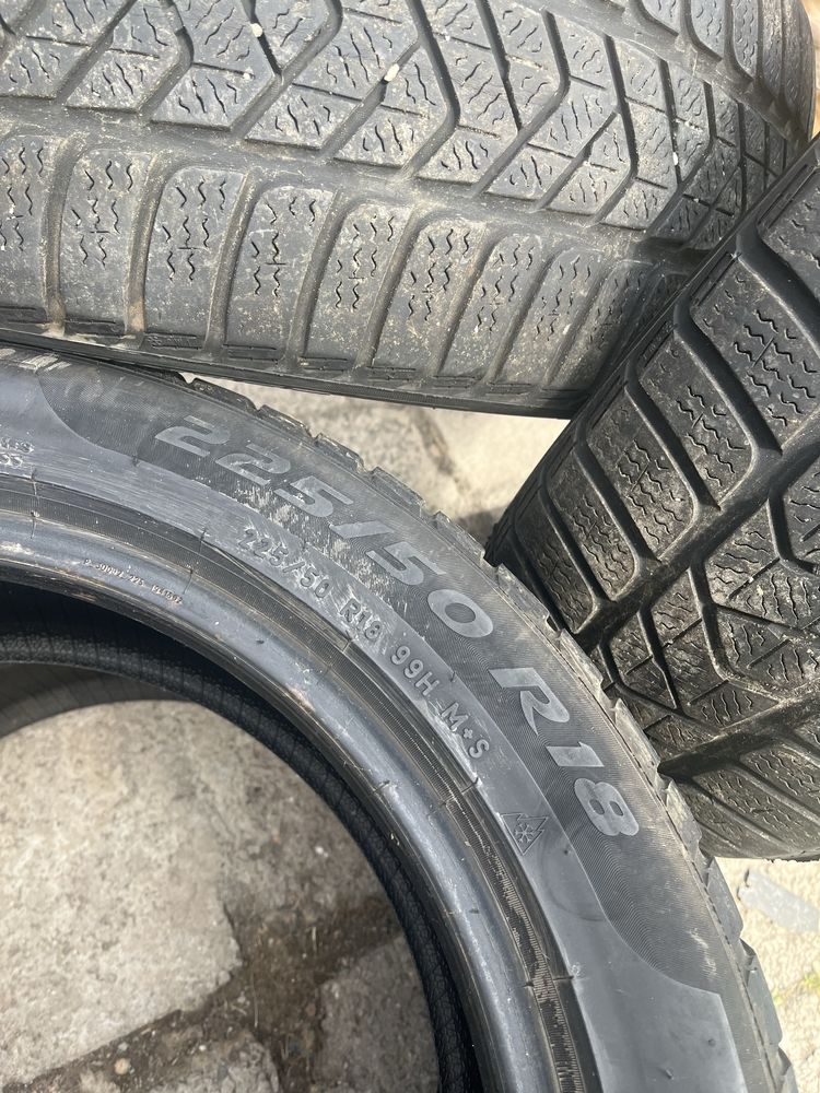 Pirelli зимни гуми 225/50/18 Sottozero 3 комплект евтино